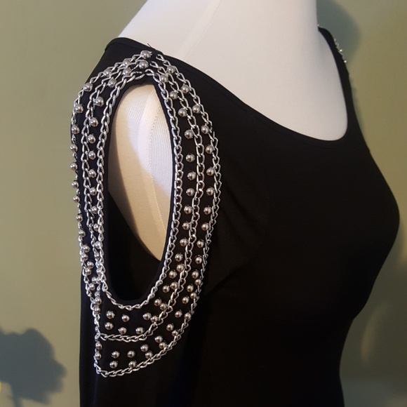 Nikibiki Dress - Picture 4 of 4